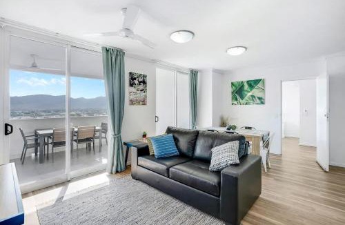 Cairns Central Business District Apartment | 'McLeod Corner' Resort-style Adjacent Apartments