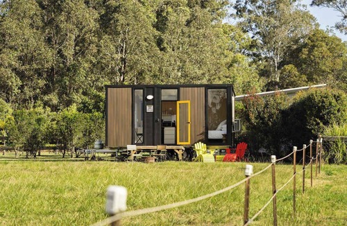 Tuchekoi House | Meadows Edge by Tiny Away