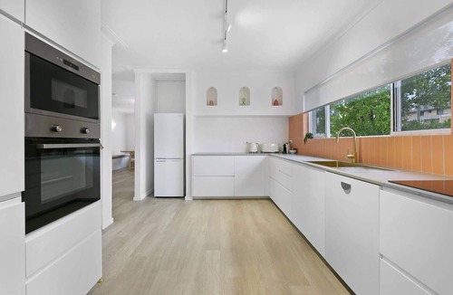 Surfers Paradise House | Mediterranean Surfers Paradise Townhouse with BBQ