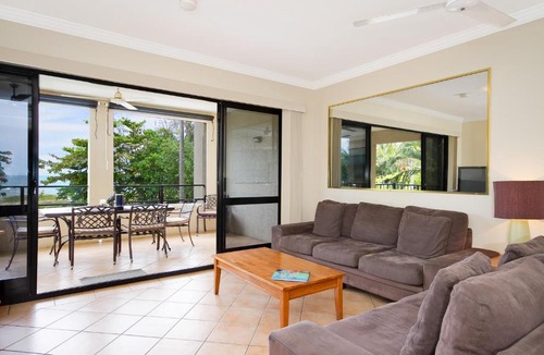Yorkeys Knob Apartment | Mediterranean Beachfront Apartments
