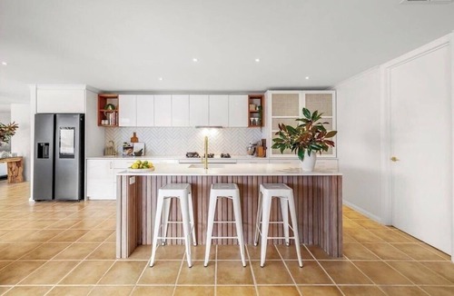Mornington House | Mediterranean in Mornington!
