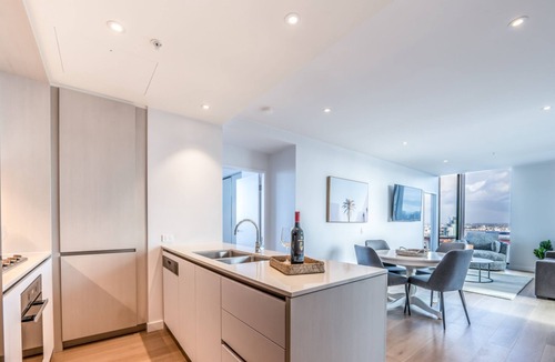 Docklands Apartment | Melbourne Private Apartments - Collins Wharf Waterfront, Docklands