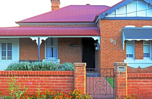 Central Mudgee Cottage | Merala: cosy cottage with an easy stroll to CBD