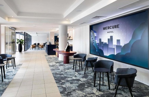 Upper Mount Gravatt Hotel | Mercure Brisbane Garden City