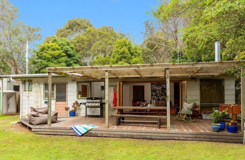 Merricks Beach House | Merricks Surf Cottage, Unique opportunity...set in lush bush with Merricks Beach just 25m away.