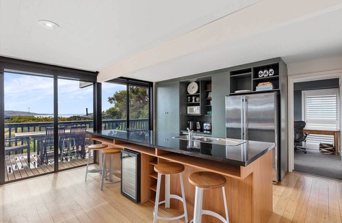 Anglesea House | Mesmerising Views Sum