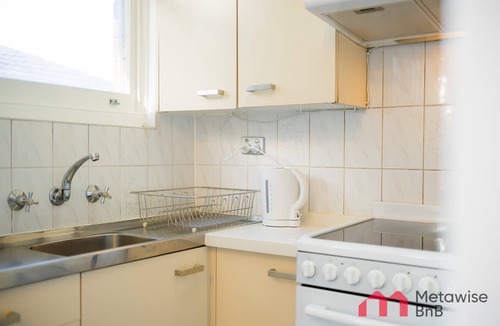 Brighton-le-Sands Apartment | Metawise 2BR Apt Steps to Brighton-le-sands Beach