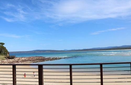 Merimbula Apartment | Micks Budget Accommodation on Fishpen