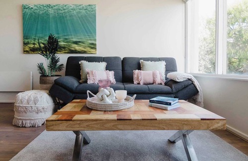 Middle Park Apartment | Middle Park Magic With Parking