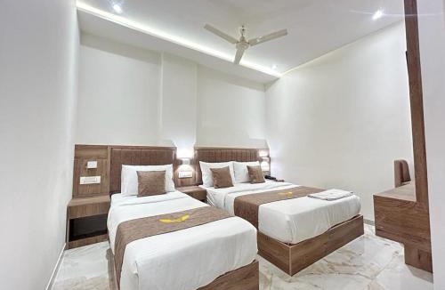 Goregaon East Hotel | MIG SUITES