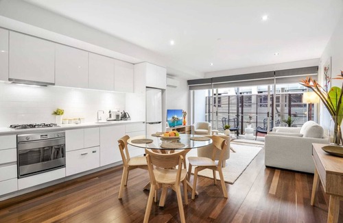Prahran Apartment | “MILA” Trendy Prahran 1-Bed Apartment with Balcony