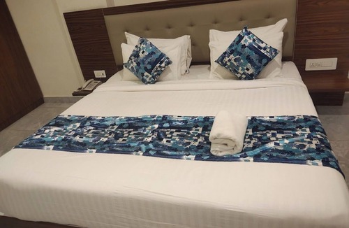 Bommasandra Hotel | Millennials Hotel