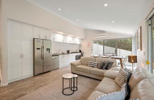 Dunsborough House | Milton's Retreat @ Cape Villas Dunsborough