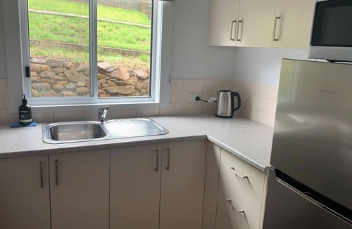 West Launceston House | Minutes from the CBD, Cafes & Cataract Gorge
