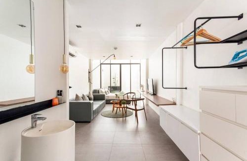 Si Phraya Villa | MIQ 5br/Silom Bts,Mrt/Wifi 1000MB/Jacuzzi/16pax