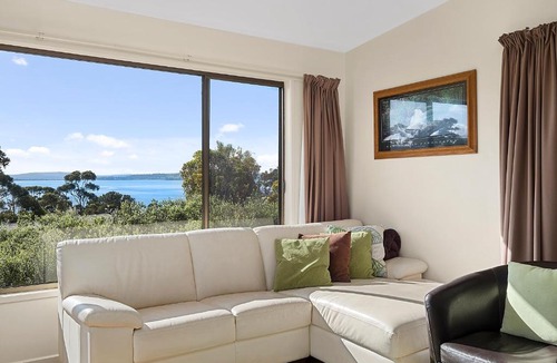 Blackmans Bay House | Mirramar House