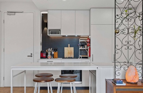 Brunswick East Apartment | Modern 1-Bed Apartment Above Shops