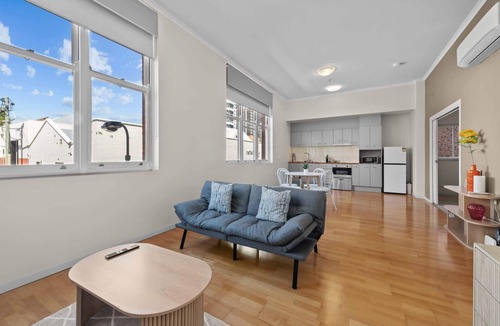Spring Hill Apartment | Modern 1-Bed Apartment in Spring Hill