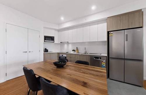 Cannington Apartment | Modern 2-Bed Apartment with Private Balcony