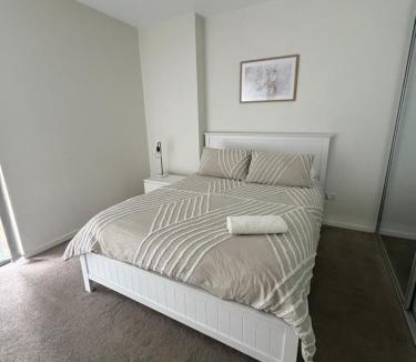 Liverpool Apartment | Modern 2 bedroom & 2 bathroom apartment with stunning Sydney CBD & Skyline Views!
