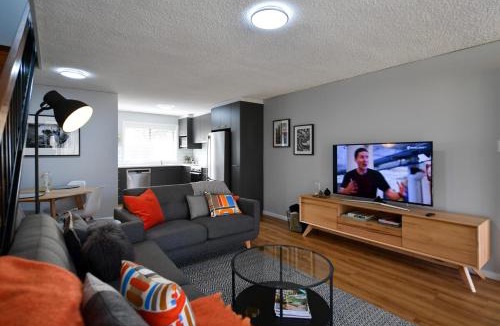 Kooringal Apartment | Modern 2 Bedroom Apartment - Wagga