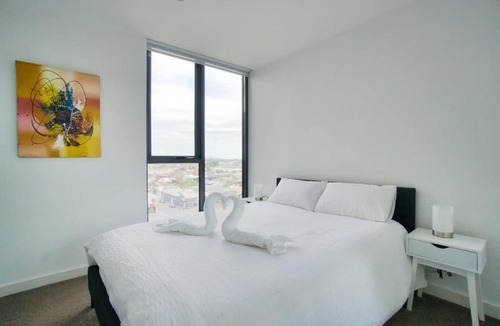 Adelaide Central Business District Apartment | Modern 2 Bedroom Apartment - Adelaide CBD