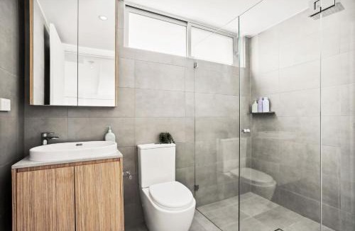 Marrickville Apartment | Modern 2BD in Trendy Inner West