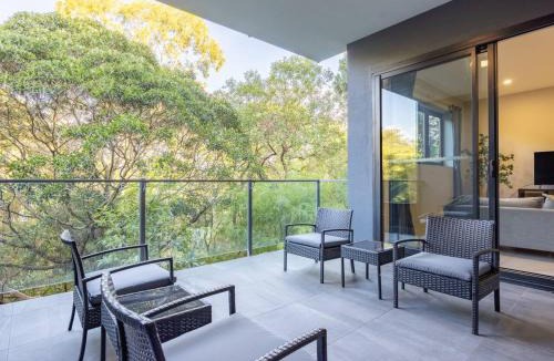 Macgregor Apartment | Modern 2BR Ducted AC Parking and Great Location