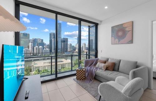 West End Apartment | Modern 2BR with River View & Free Parking!