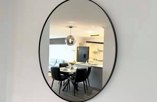 Chermside Apartment | Modern 3 bedroom penthouse - next to Westfield Mall
