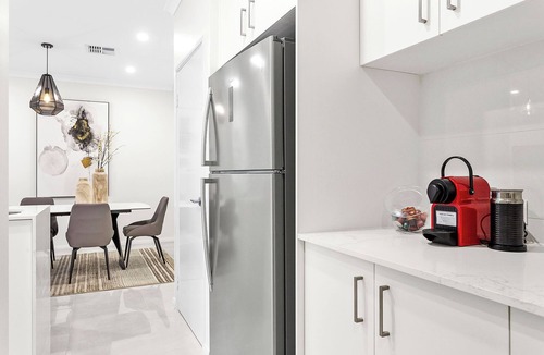 Dianella House | Modern 3BR Retreat + Alfresco & Double Garage.