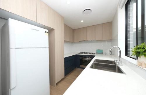 Box Hill House | Modern 4 Bedroom House in Box Hill