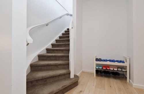 Templestowe Villa | Modern 4BR townhouse best for family and couples