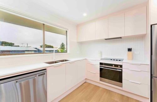 Goolwa Beach House | Modern Beachside Home with Stunning Coastal Views