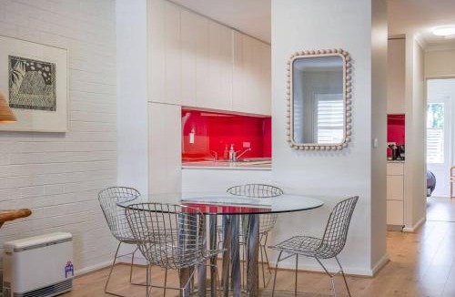 Reid Apartment | Modern Boutique CBD 2BR 1st Floor Apt