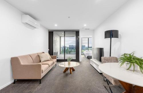 Phillip Apartment | Modern Chic 1-Bedroom Apartment with Parking