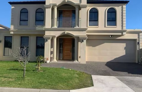 Springvale House | Modern comfortable shared house