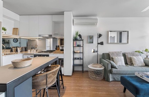 Bowen Hills Apartment | Modern & Homely 2BR APT w/Parking @Bowen Hills