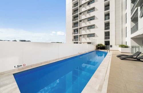 Bowen Hills Apartment | Modern, Light-Filled 1BR Near the City with Top Facilities