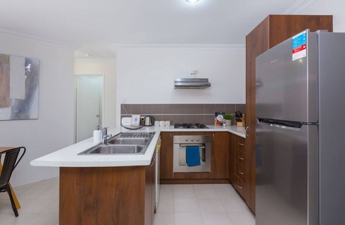 East Cannington Apartment | Modern Luxury in East Cannington!