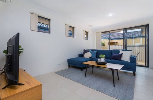 East Cannington Apartment | Modern Luxury in East Cannington!