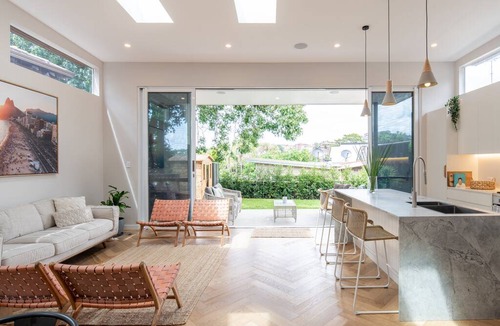 Randwick House | Modern Luxury Minutes From Coogee Beach