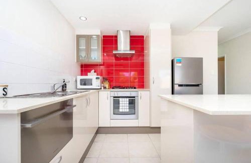 Midland Apartment | Modern Midland Retreat 2BR 1 BTH