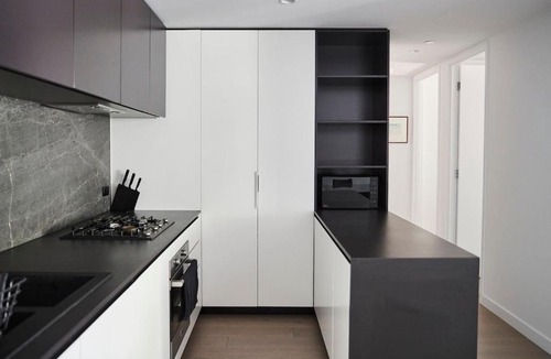 North Melbourne Apartment | 'Modern Minimalism' Slate Chic in the City