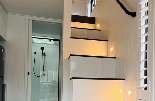 Drewvale Cabin | Modern, New, Fully Fitted Tiny House