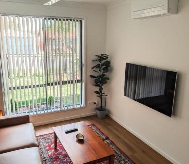 Capalaba Apartment | Modern Private Guest Suite Sleeps 4 Free Parking Quiet Area