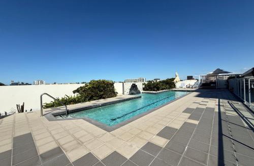 Mackay Apartment | Modern Riverside Suites in Mackay CBD with Pool and Parking