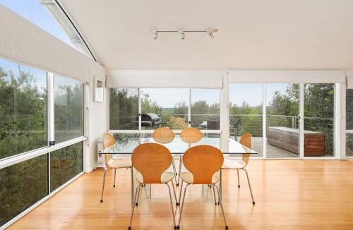 Silverleaves House | Modern Sanctuary by the Silverleaves Beach