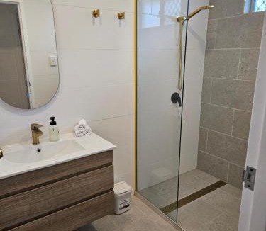 Kirwan Apartment | Modern Stylish Apartment