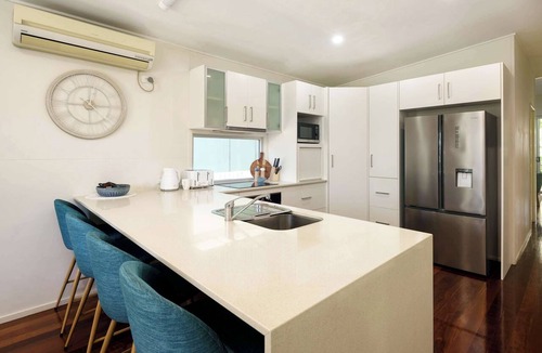 Moffat Beach House | Moffat Beach Magic: Family and Pet Friendly Oasis